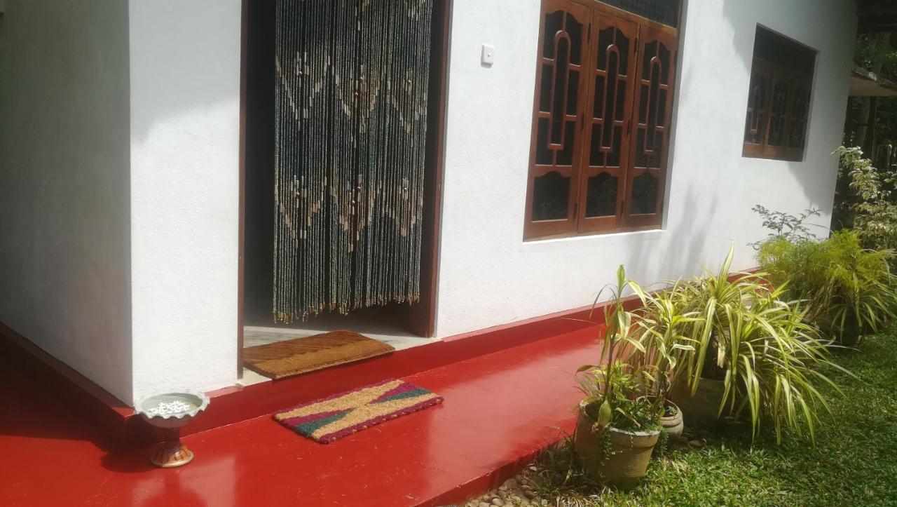 Bamboo Home Stay Hiriketiya Zuid-Dikwella Buitenkant foto