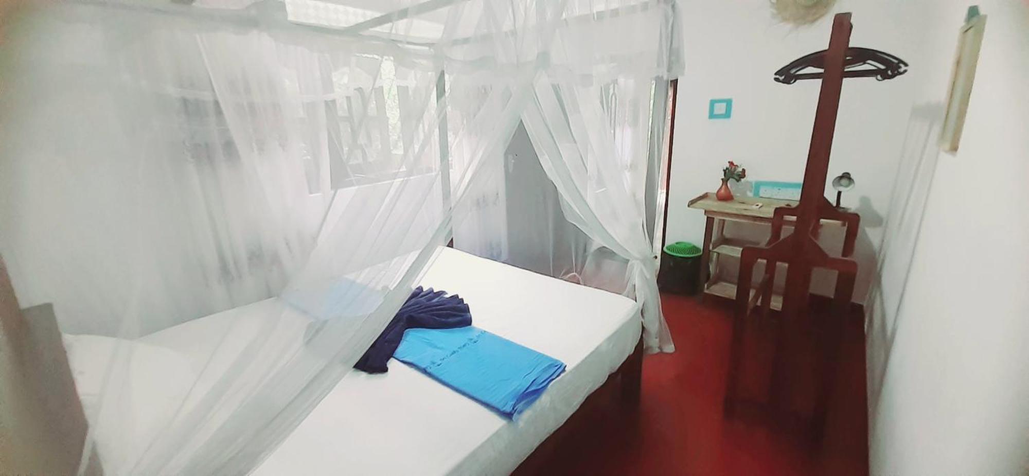 Bamboo Home Stay Hiriketiya Zuid-Dikwella Kamer foto